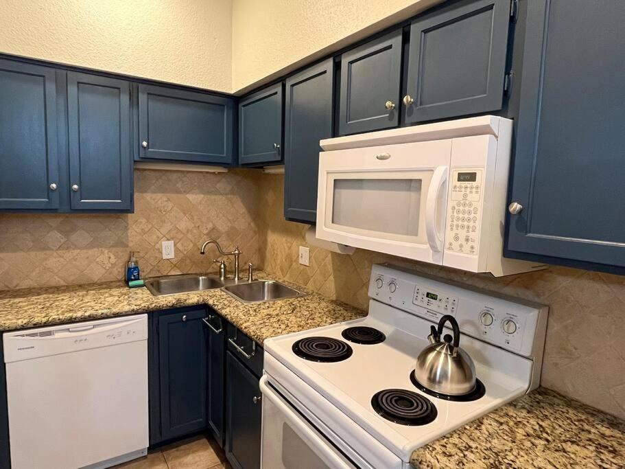 Home Away From Home-Cozy 2 Bdrm Condo/Med Cntr/Nrg Houston Esterno foto